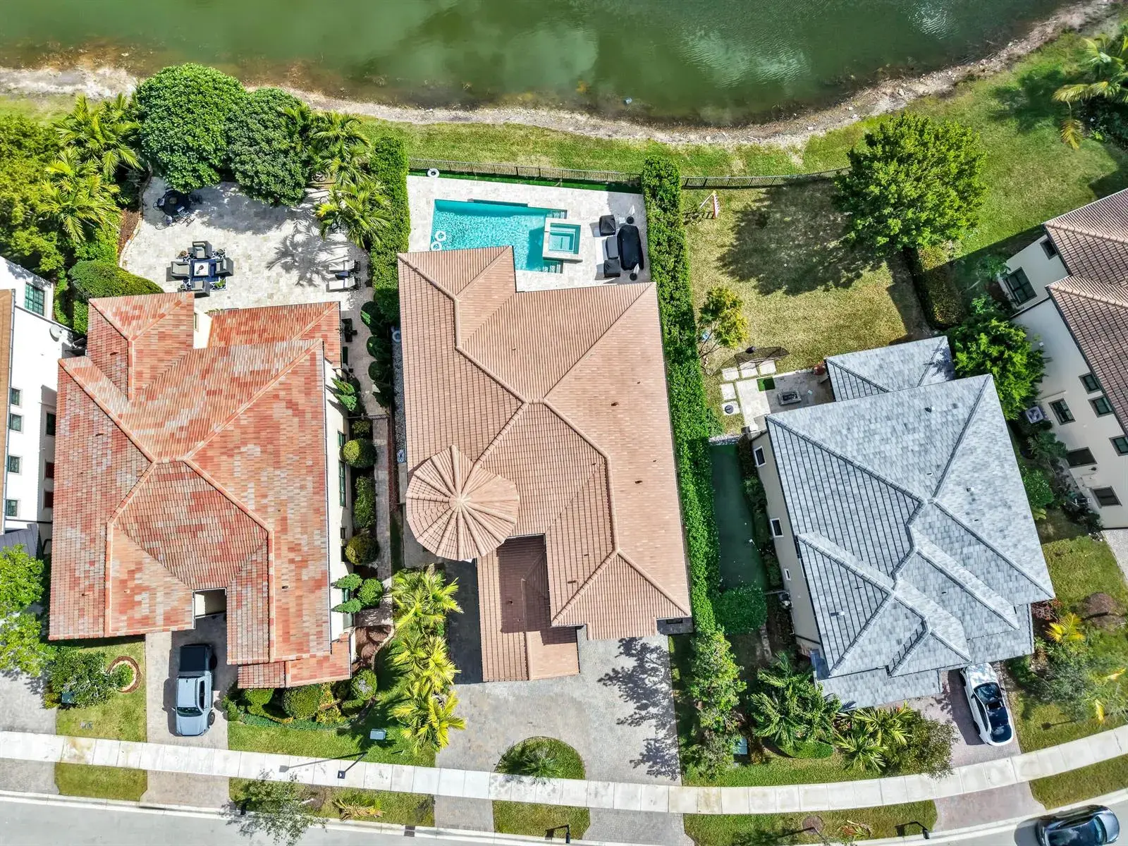 9040 W Watercrest Cir Circle W, Parkland FL 33076