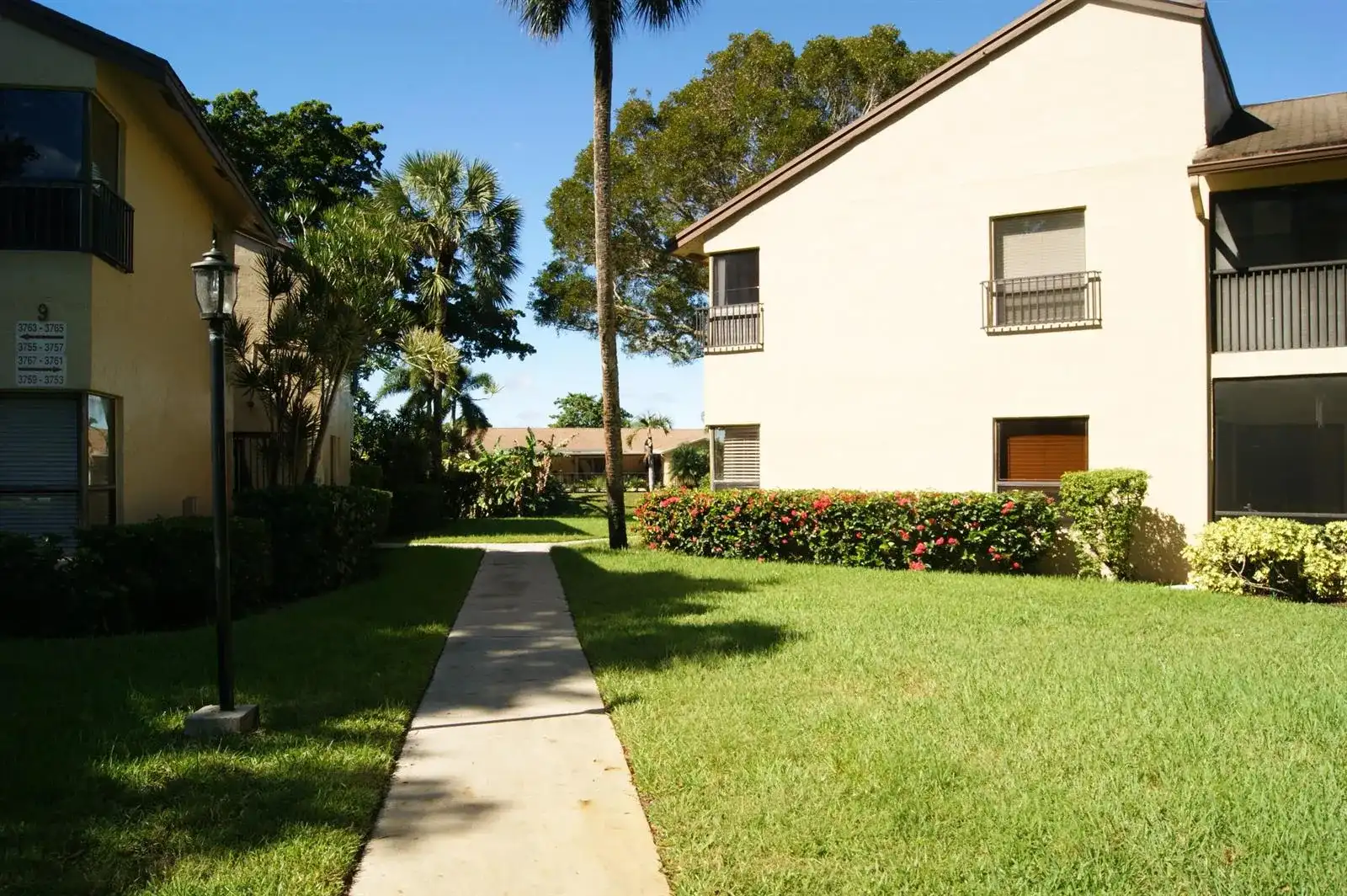 3781 Cocoplum Circle # 3579, Coconut Creek FL 33063
