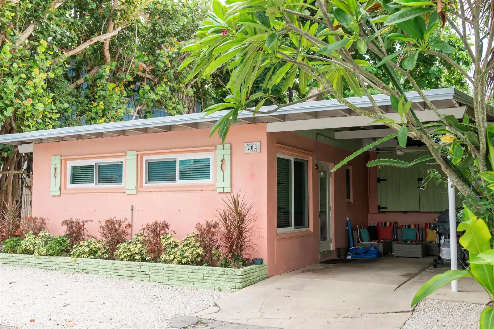 204 Coral Road, Boynton Beach FL 33435