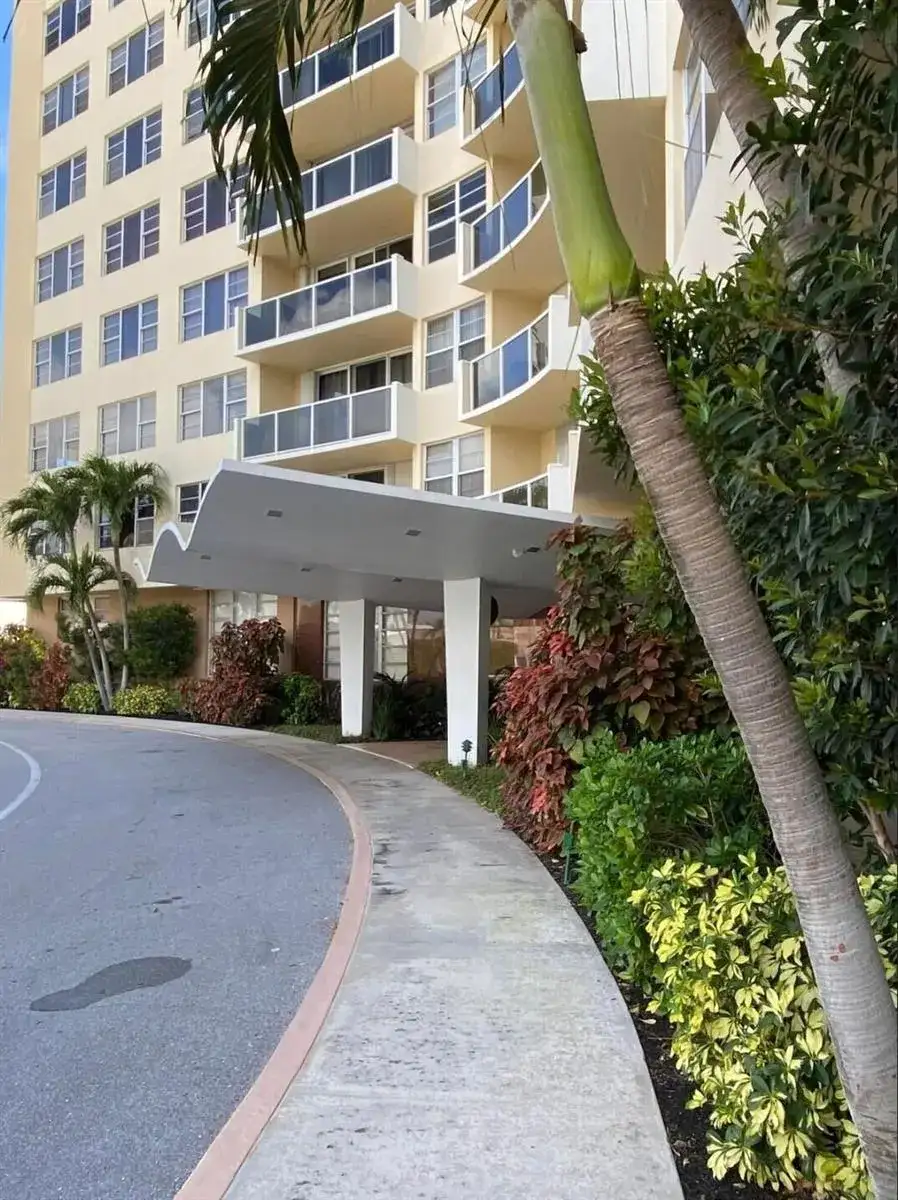 2800 N Flagler Drive # 1013, West Palm Beach FL 33407 photo 2