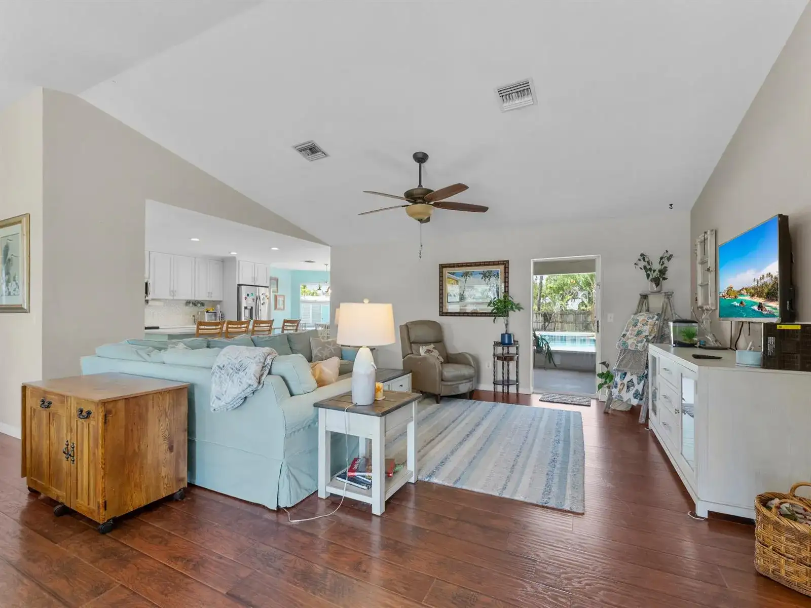 698 Fischer Drive, Sebastian FL 32958 photo 4