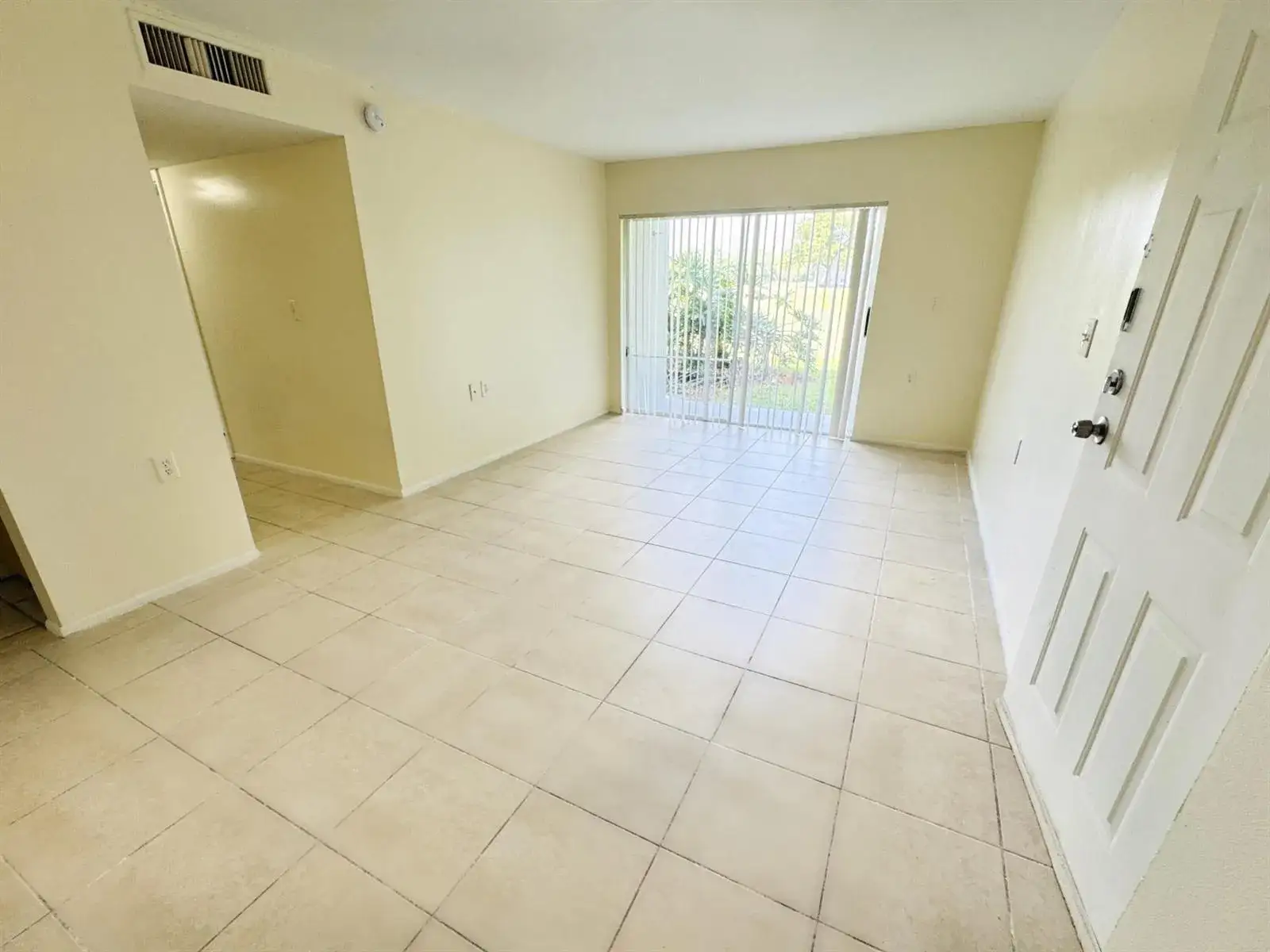 1101 N Benoist Farms Road # 106, West Palm Beach FL 33411