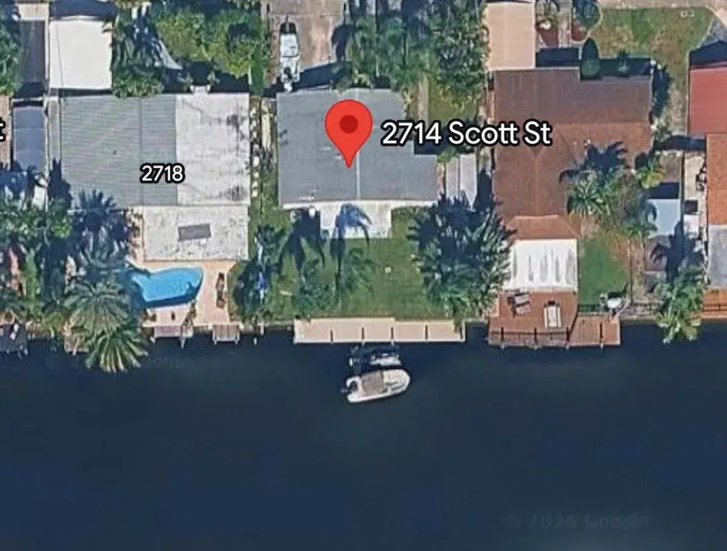 2714 Scott Street, Hollywood FL 33020