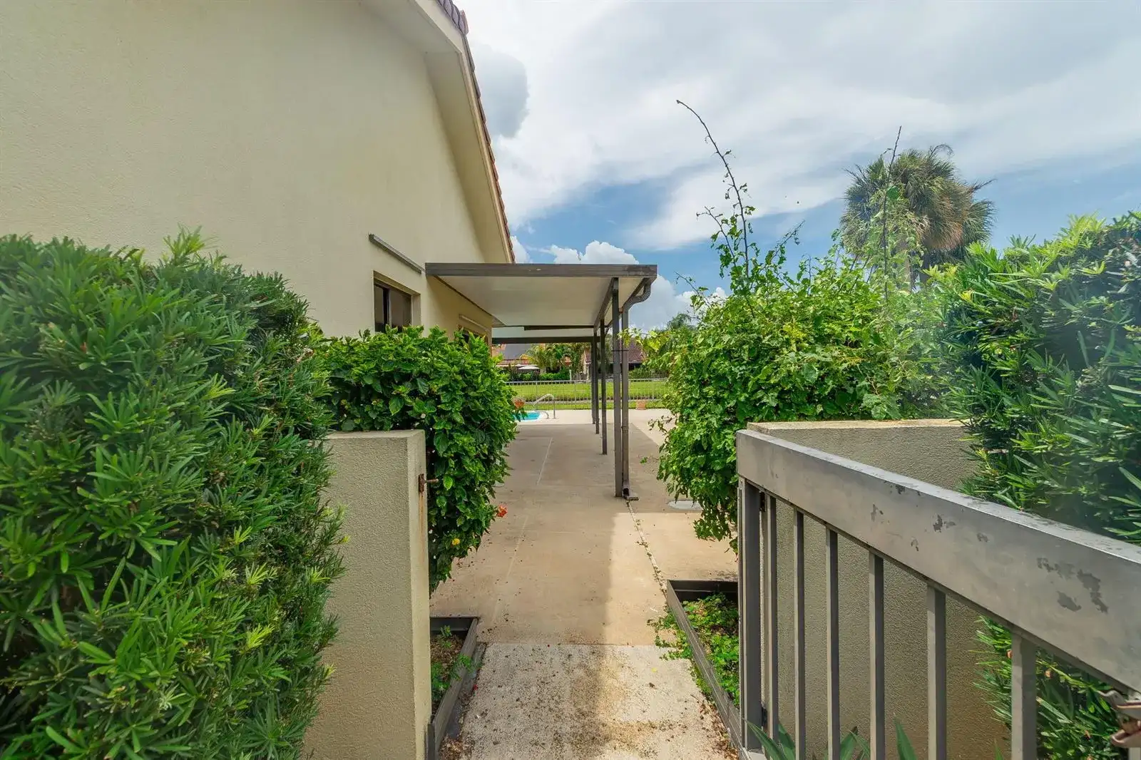 2880 Gettysburg Lane, West Palm Beach FL 33409 photo 4