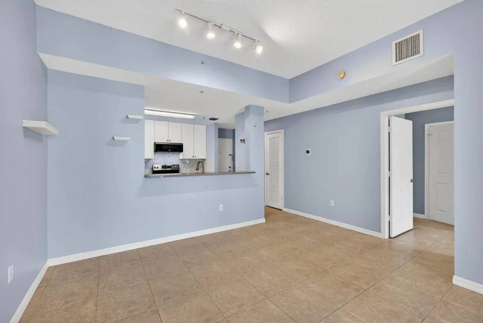 1203 Town Center Drive Drive # 308, Jupiter FL 33458 photo 2