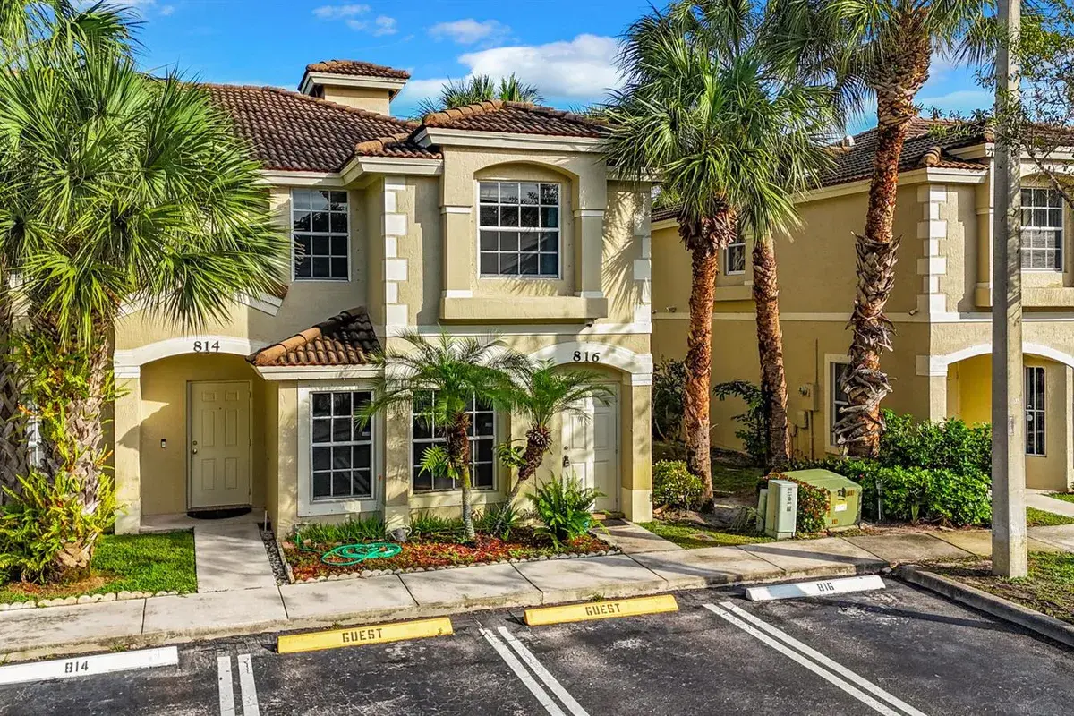 816 Summit Lake Drive, West Palm Beach FL 33406