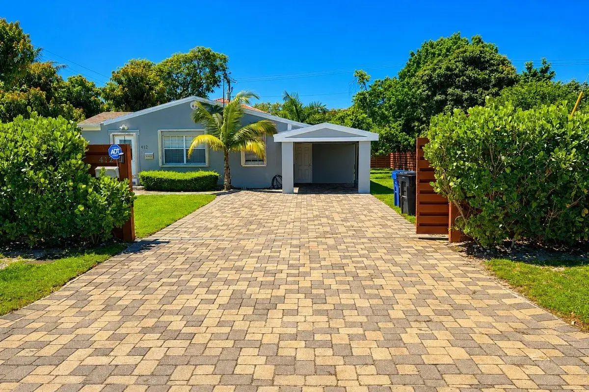 412 SW 16th Court, Fort Lauderdale FL 33315