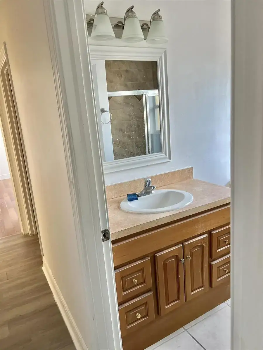 120 SW Grimaldo Terrace, Port St. Lucie FL 34984 photo 5