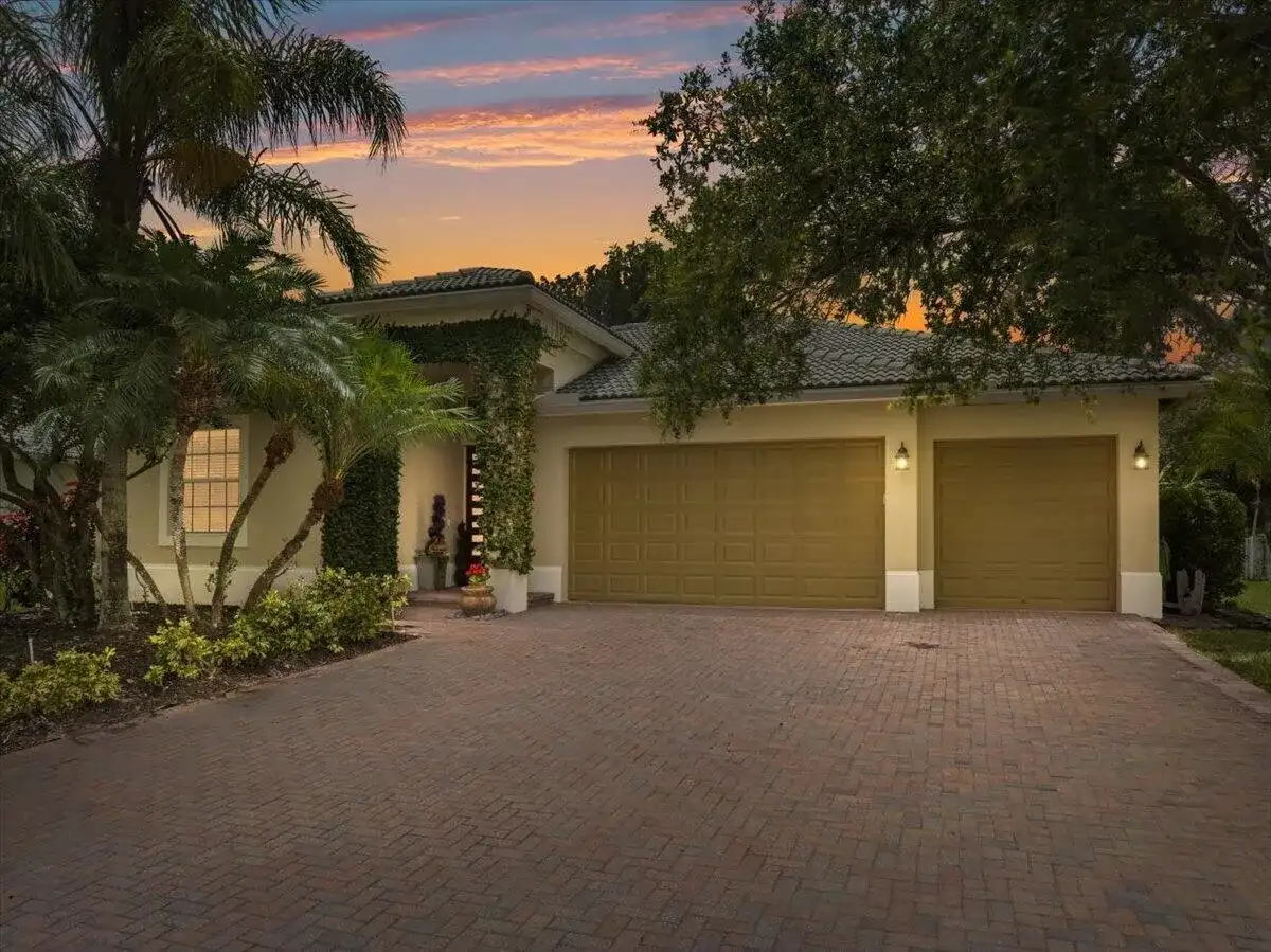 5185 Topaz Lane SW, Vero Beach FL 32968
