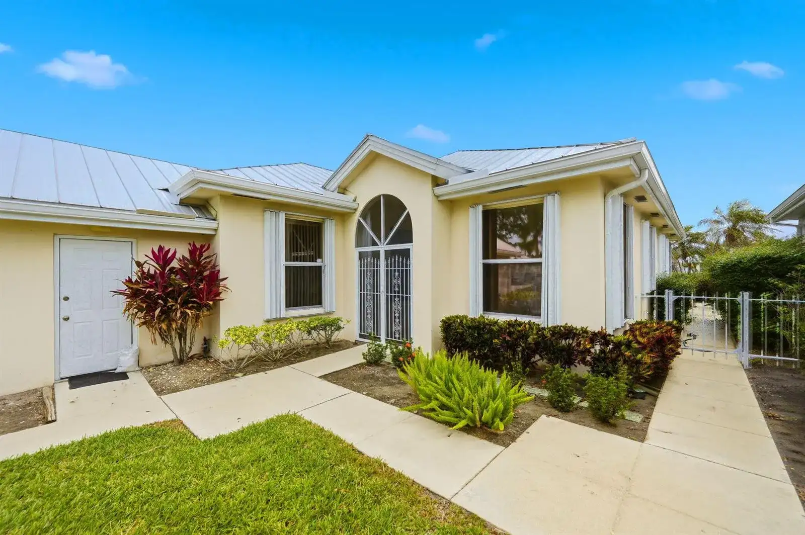 2860 SW Brighton Way, Palm City FL 34990 photo 4