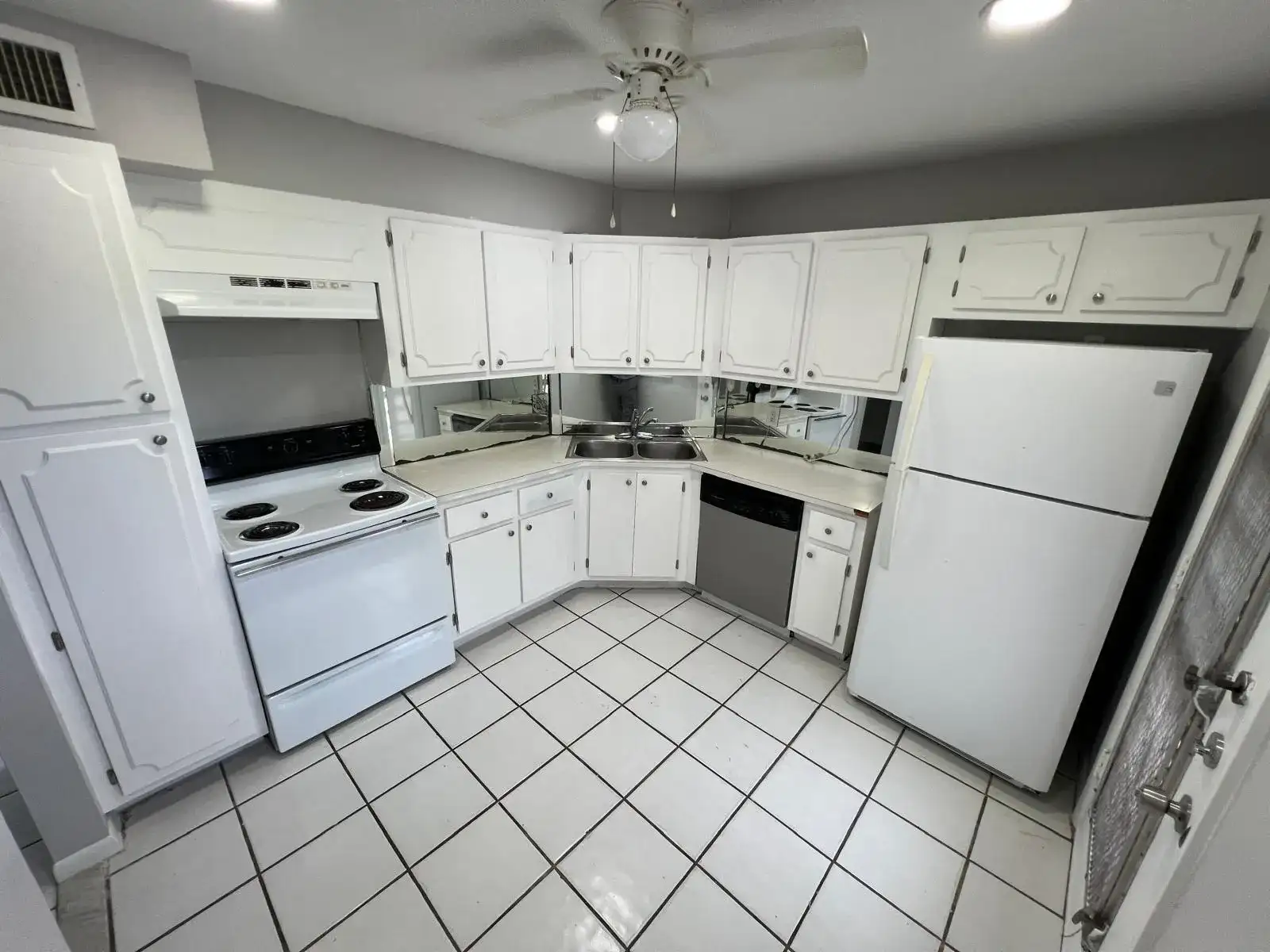 3360 Spanish Moss Terrace # 313, Lauderhill FL 33319 photo 4