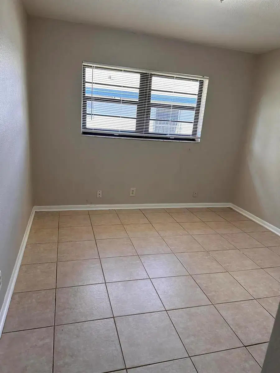 50 NW 8th Avenue # 1, Dania Beach FL 33004 photo 4