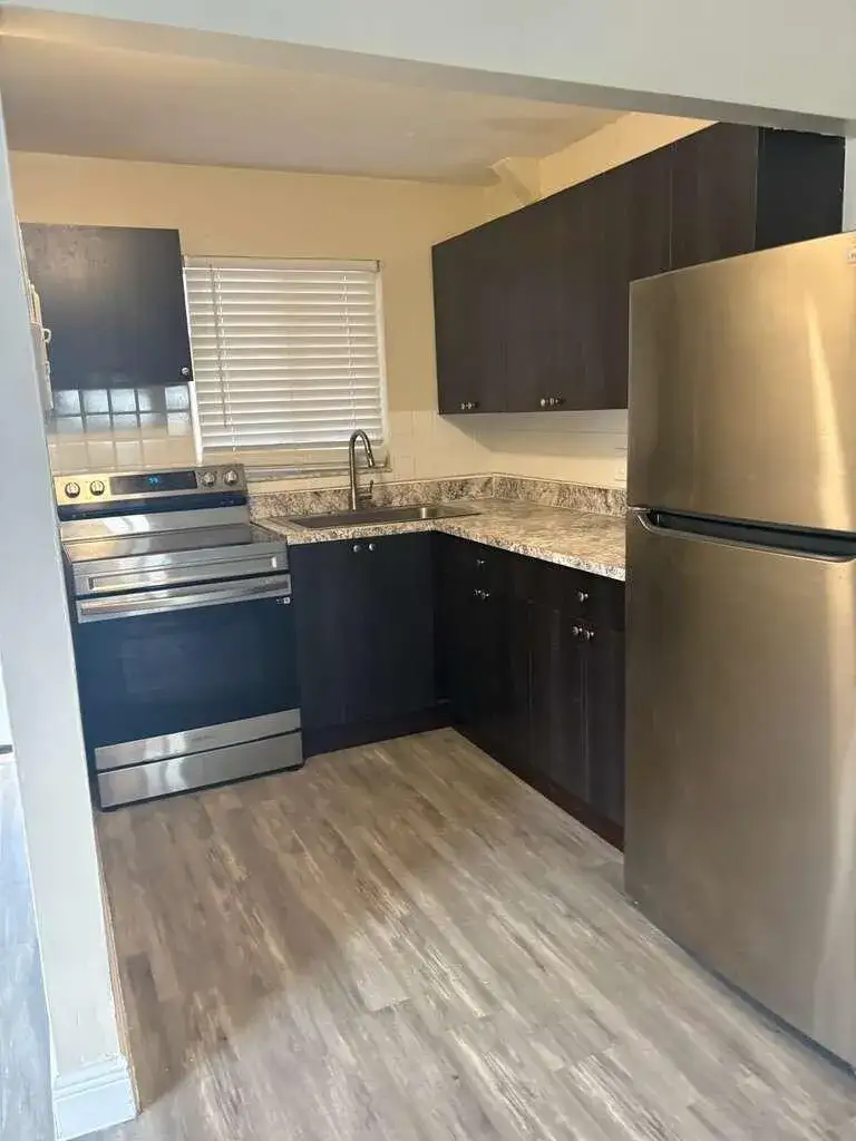 5811 NW 17th Place # H, Sunrise FL 33313
