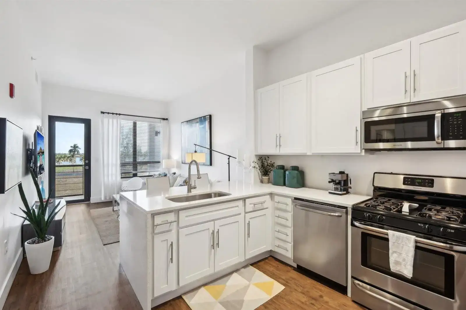 312 23rd Street Unit 410, West Palm Beach FL 33407 photo 4