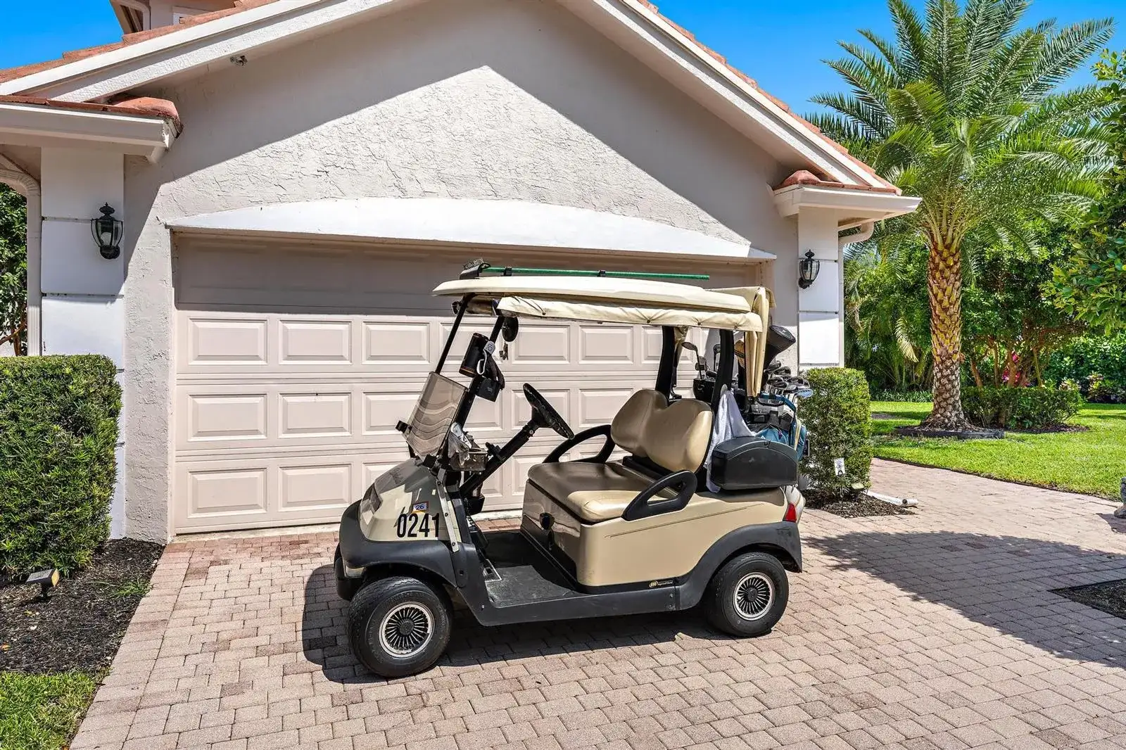 8232 Heritage Club Drive, West Palm Beach FL 33412 photo 4