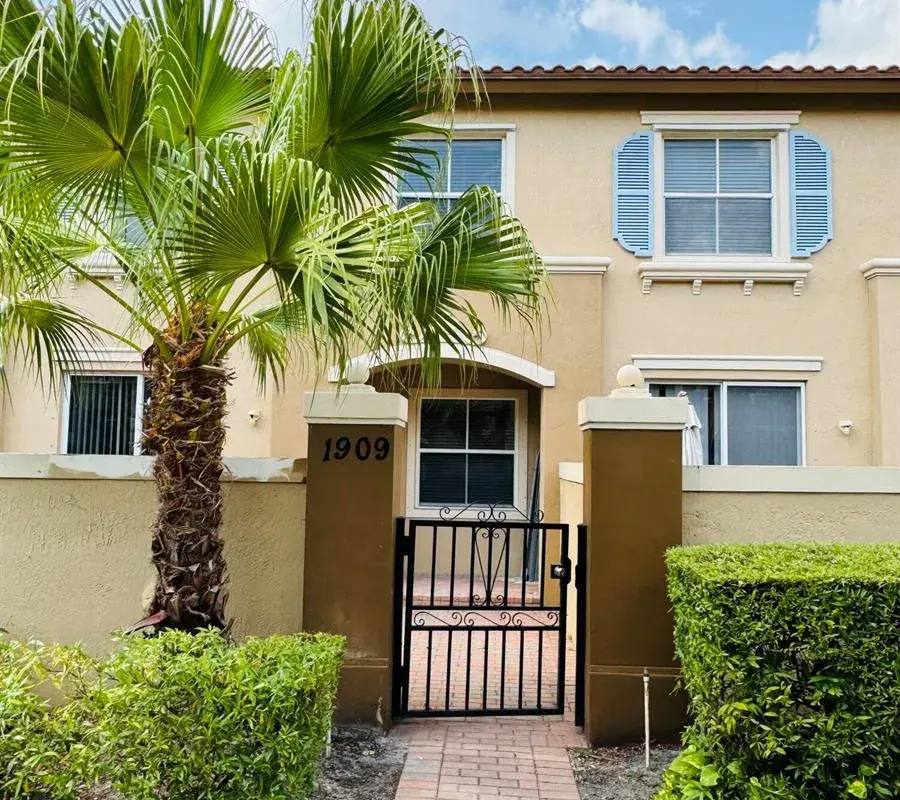 6550 Morgan Hill Trail # 1909, West Palm Beach FL 33411