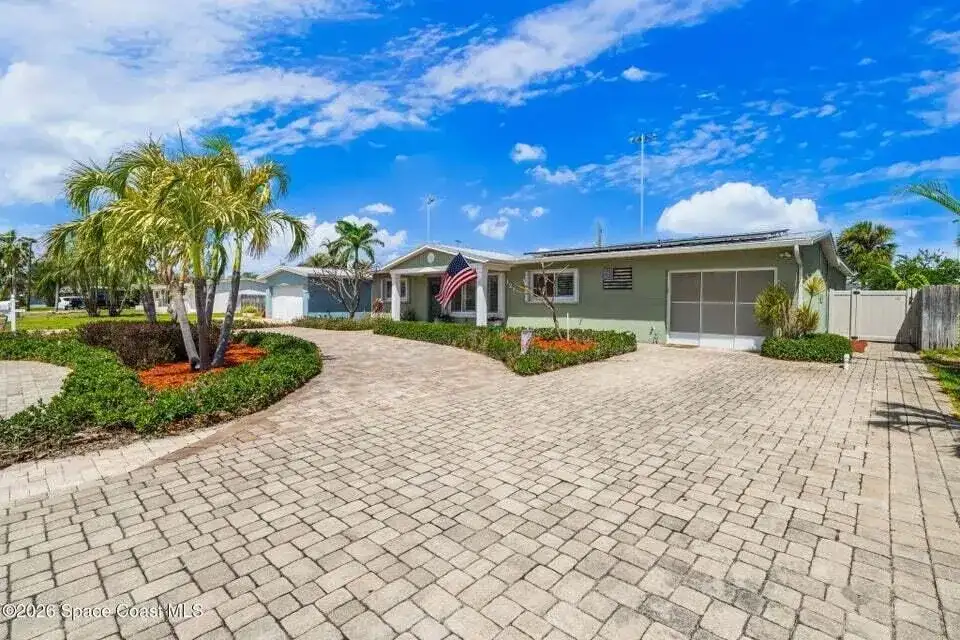 121 Algonquin Terrace, Indian Harbour Beach FL 32937 photo 2
