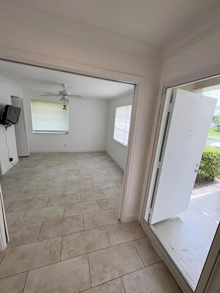 1020 Silk Oak Terrace # 104, Delray Beach FL 33445 photo 4