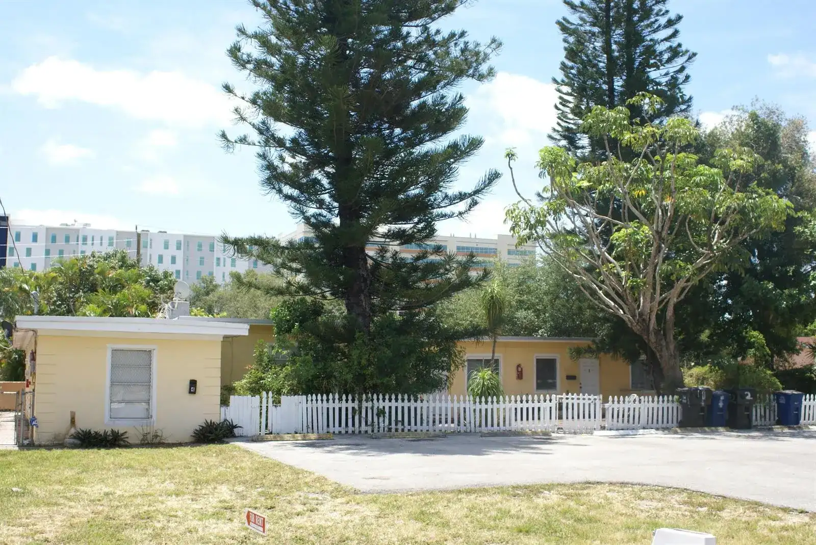 224 SE 9th Court # 4, Hallandale Beach FL 33009 photo 2