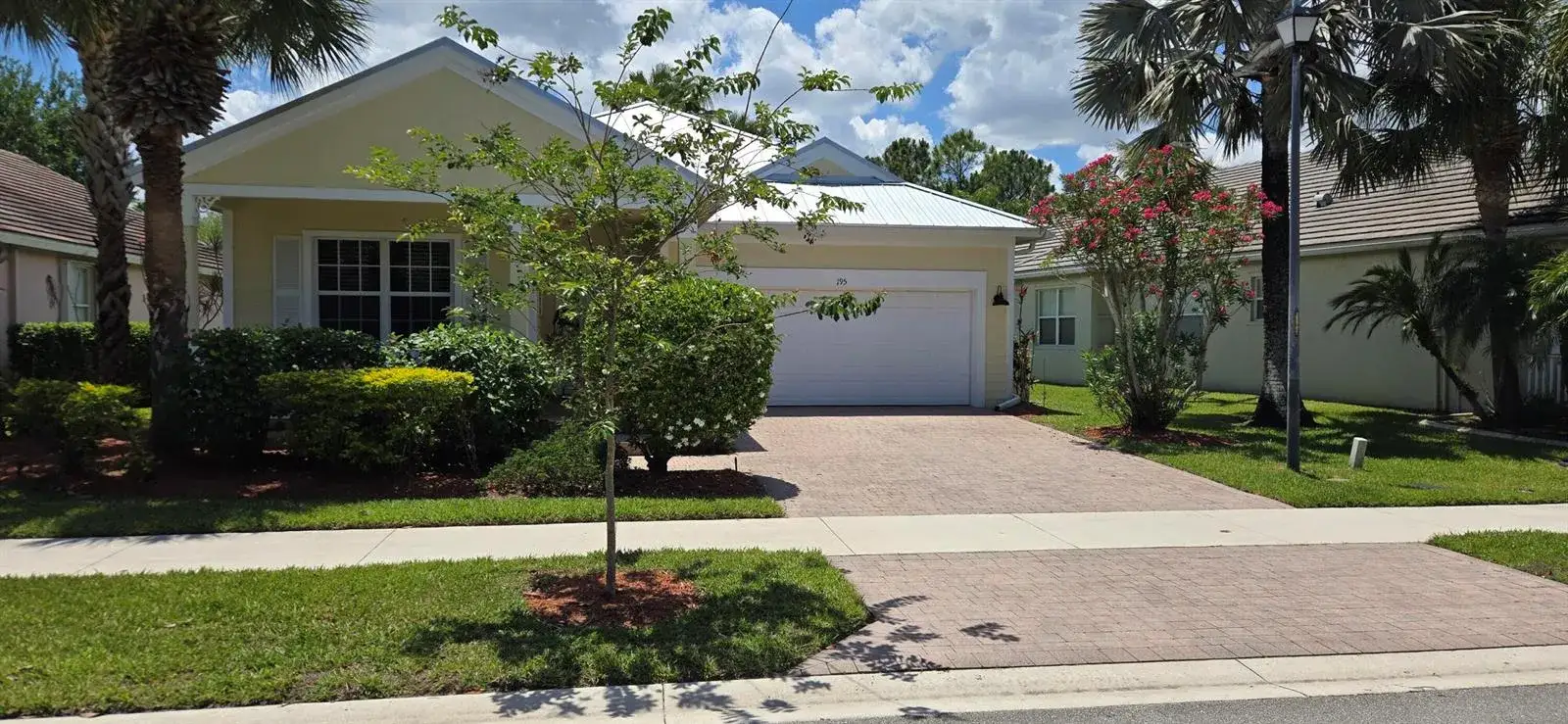195 NW Willow Grove Avenue, Port St. Lucie FL 34986