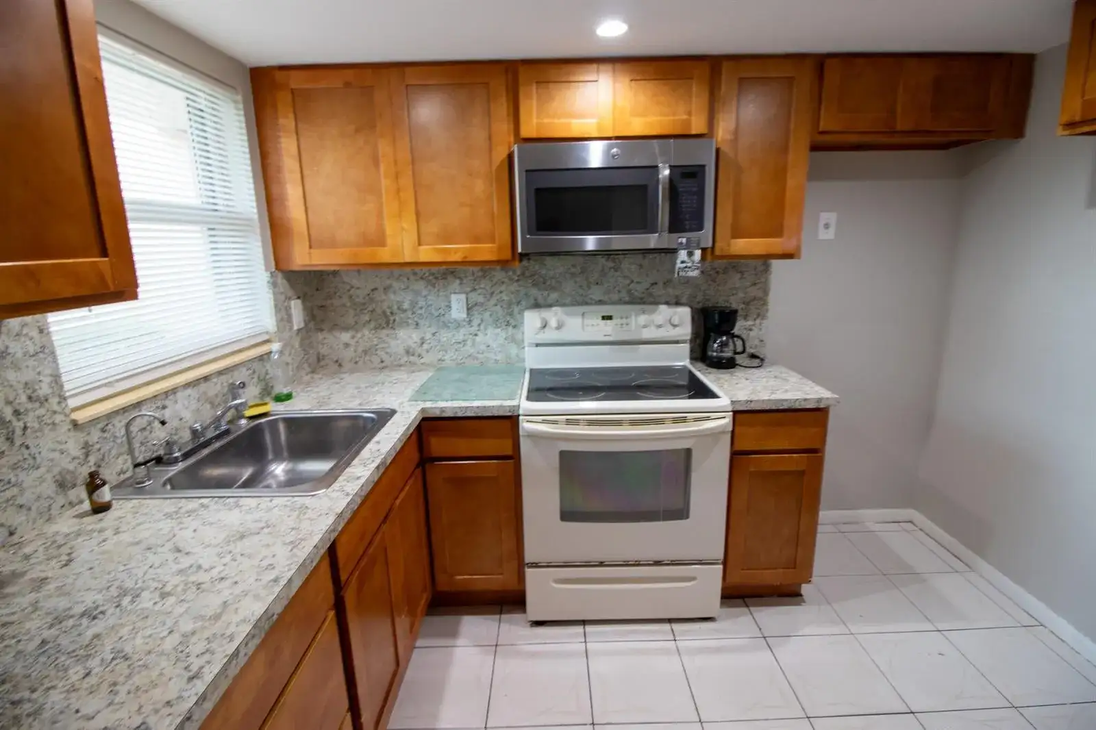 9621 Sunrise Lakes Boulevard # 102, Sunrise FL 33322 photo 3