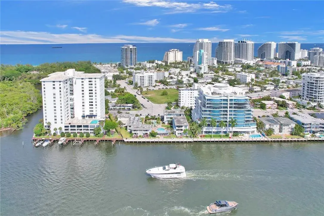 720 Orton Avenue # 404, Fort Lauderdale FL 33304