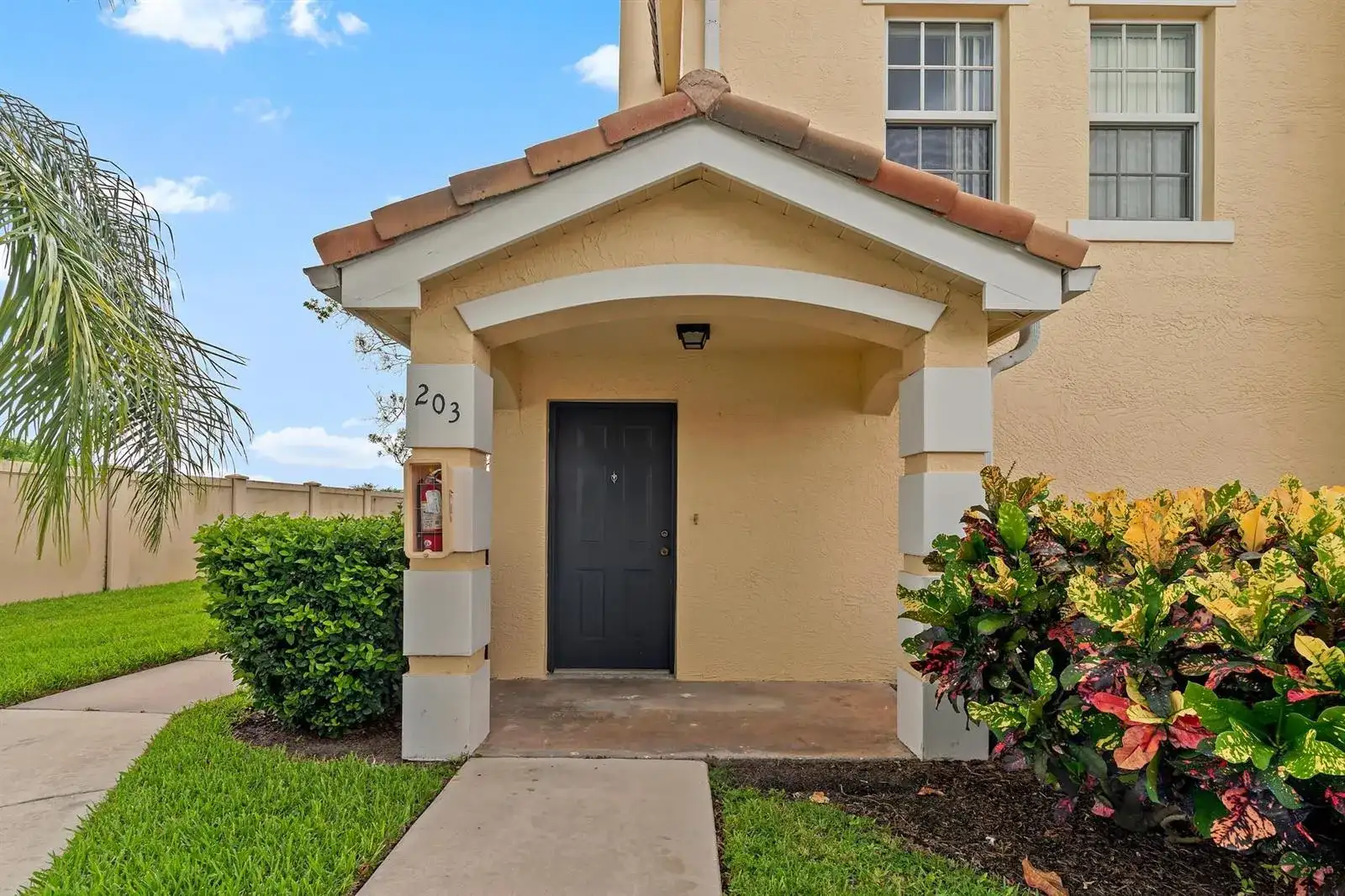 152 SW Peacock Boulevard # 203, Port St. Lucie FL 34986 photo 2