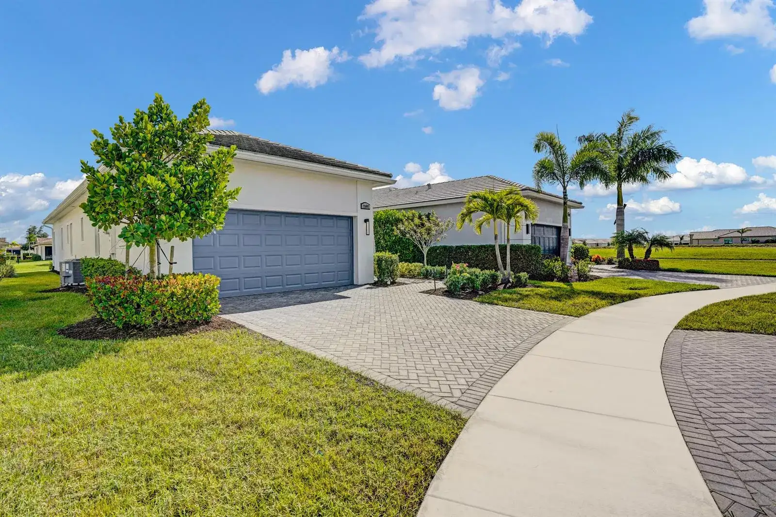 25007 SW Alberti Way, Port St. Lucie FL 34986 photo 2