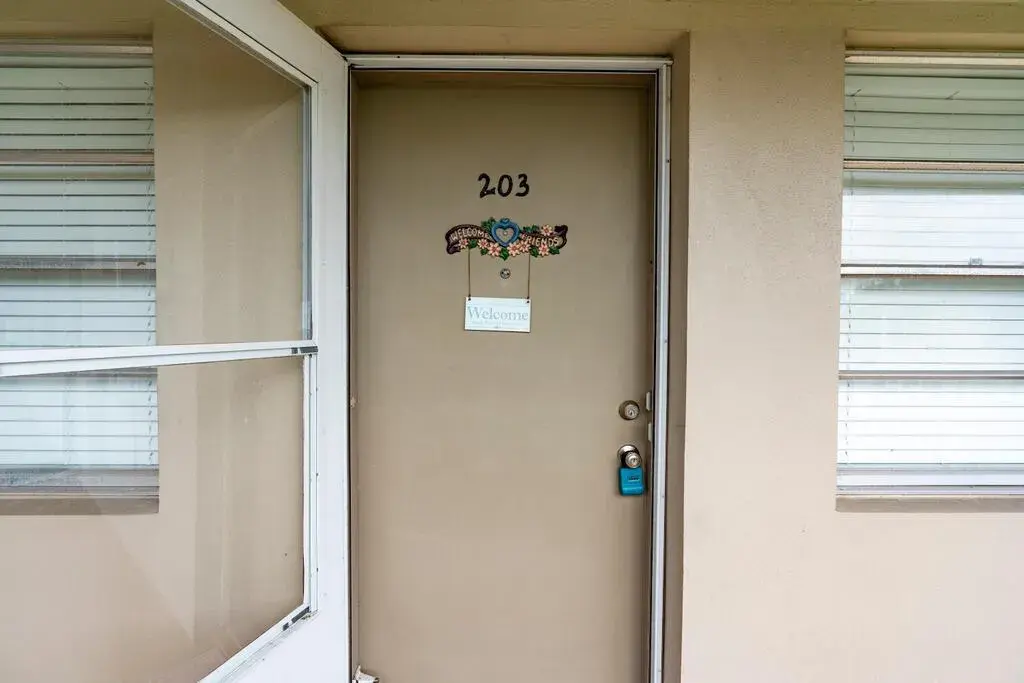 3 Lake Vista Trail # 203, Port St. Lucie FL 34952