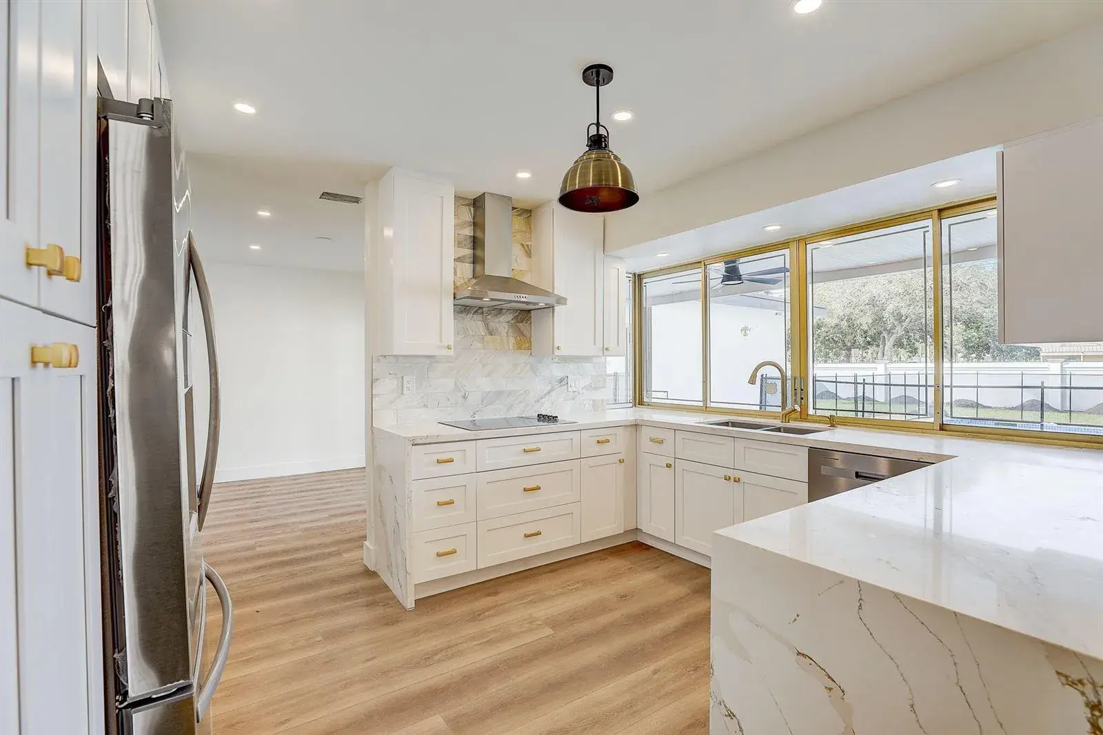 3900 N 45th Avenue, Hollywood FL 33021