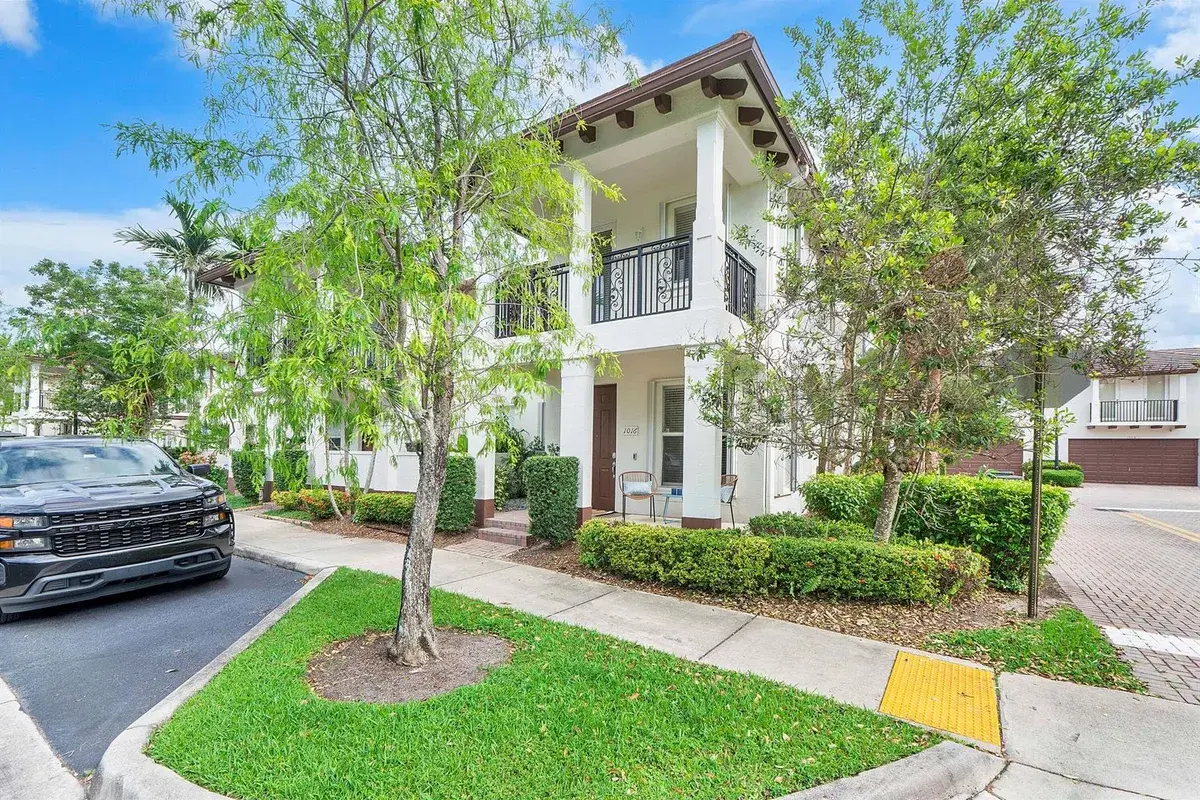 4760 Mimosa Place # 1016, Coconut Creek FL 33073