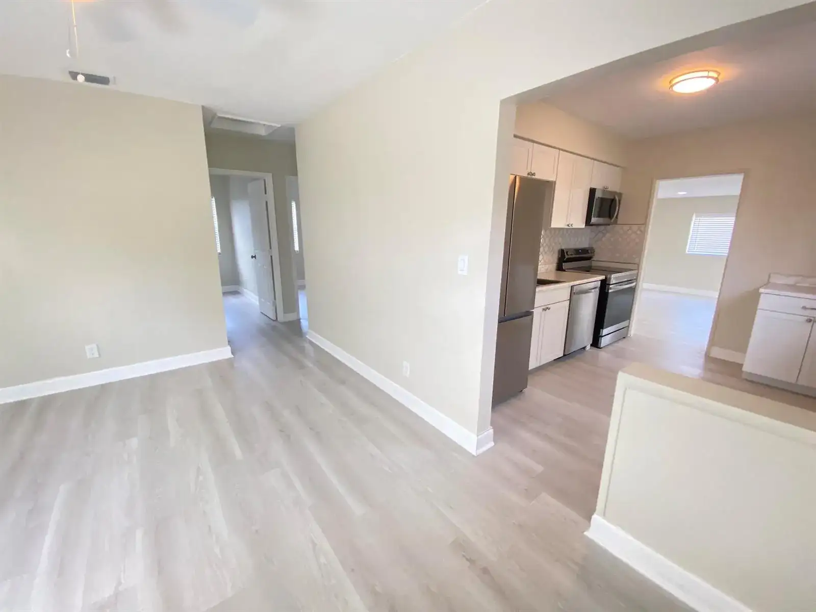 1645 NE 16th Avenue, Fort Lauderdale FL 33305 photo 4