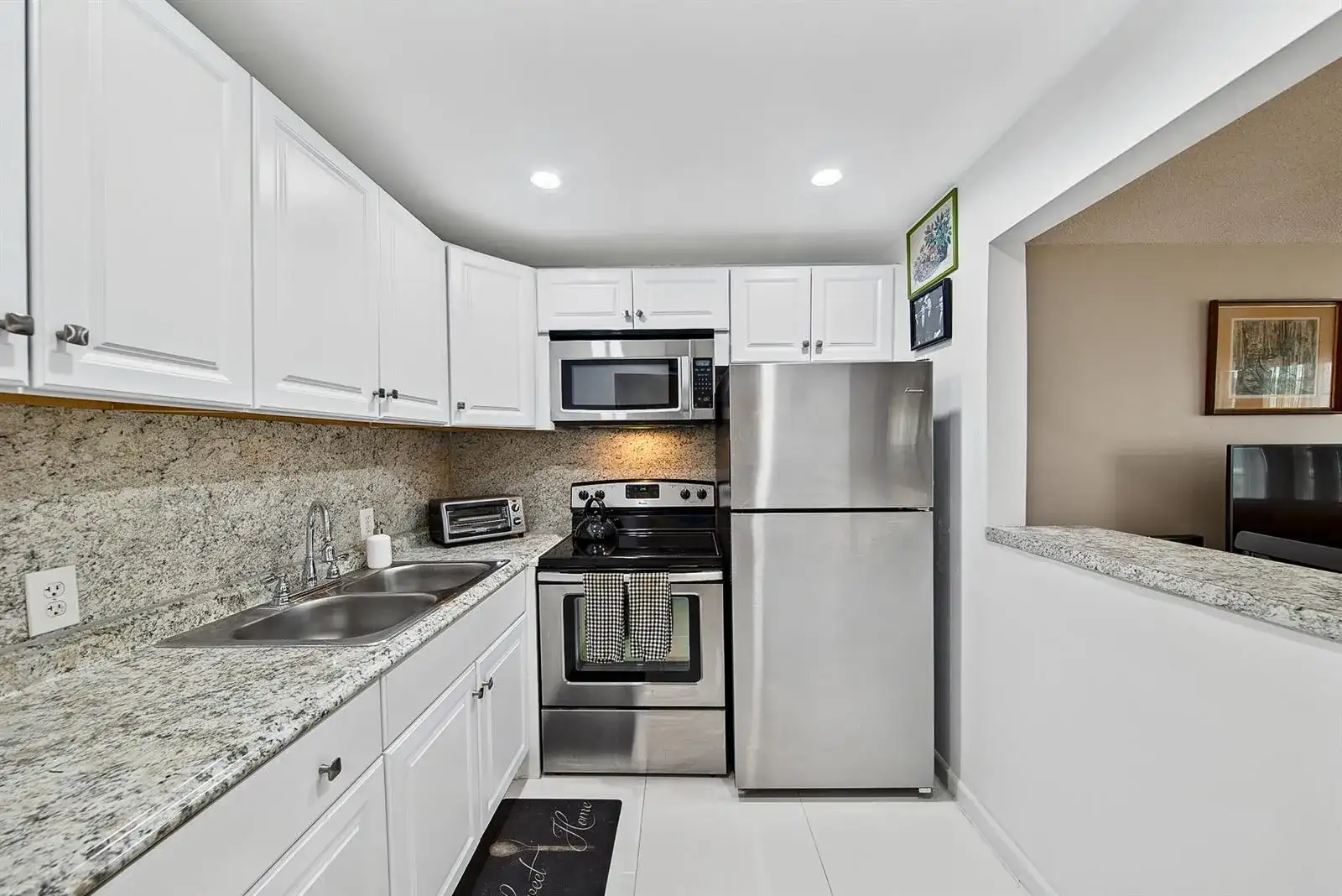 96 Fanshaw C, Boca Raton FL 33434 photo 2