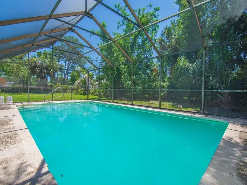 7907 Lockwood Drive, Fort Pierce FL 34951 photo 4