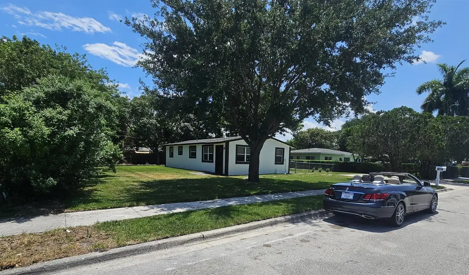 1605 W 10th Street, Riviera Beach FL 33404