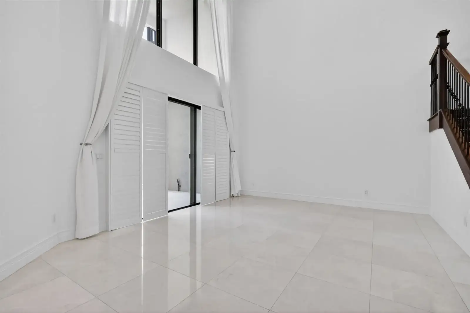 9524 Eden Roc Court, Delray Beach FL 33446 photo 5