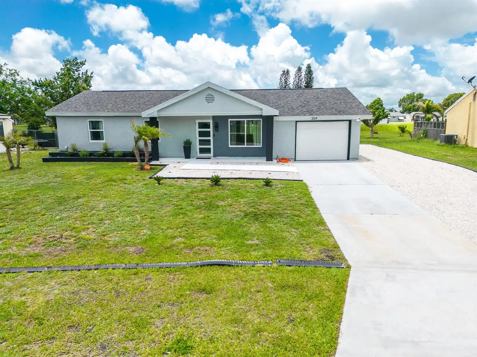 264 SW Cherryhill Road, Port St. Lucie FL 34953 photo 3