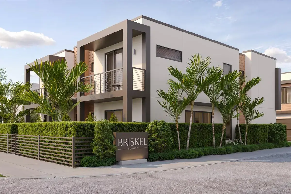 6807 NE Briskel Pointe Drive, Boca Raton FL 33487