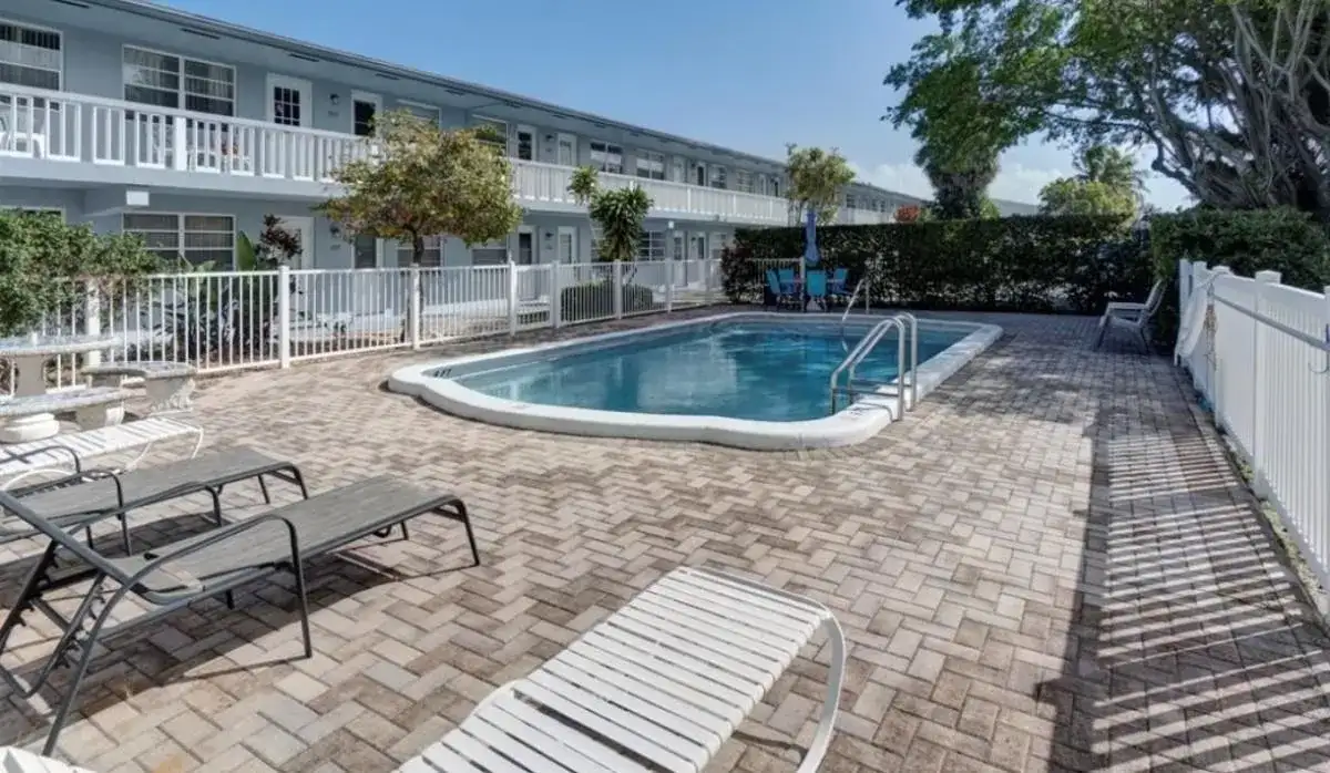 701 Pine Drive # 107, Pompano Beach FL 33060 photo 5