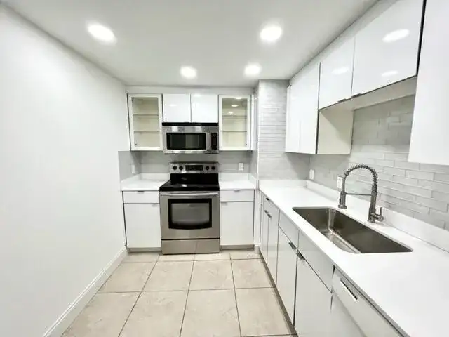 5600 N Flagler Drive # 1803, West Palm Beach FL 33407 photo 4