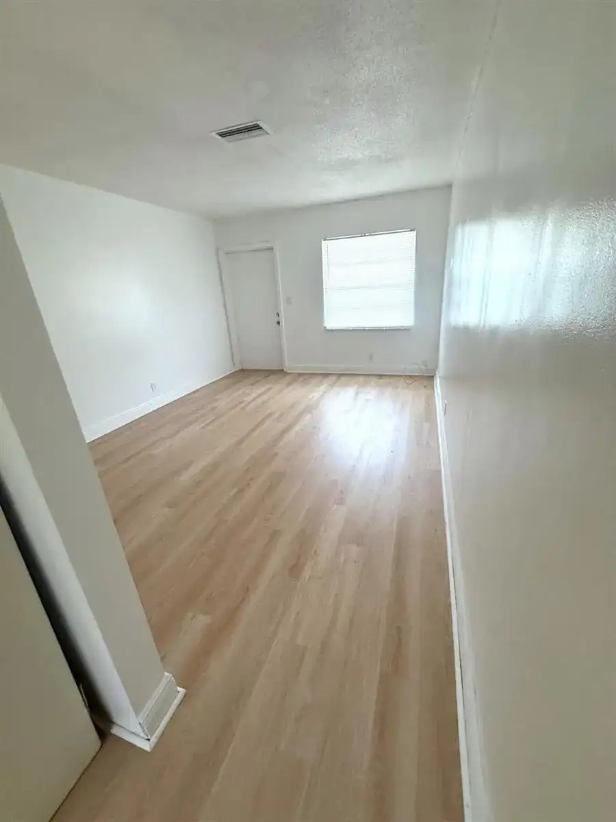 4130 NW 31st Terrace # 1, Lauderdale Lakes FL 33309 photo 4