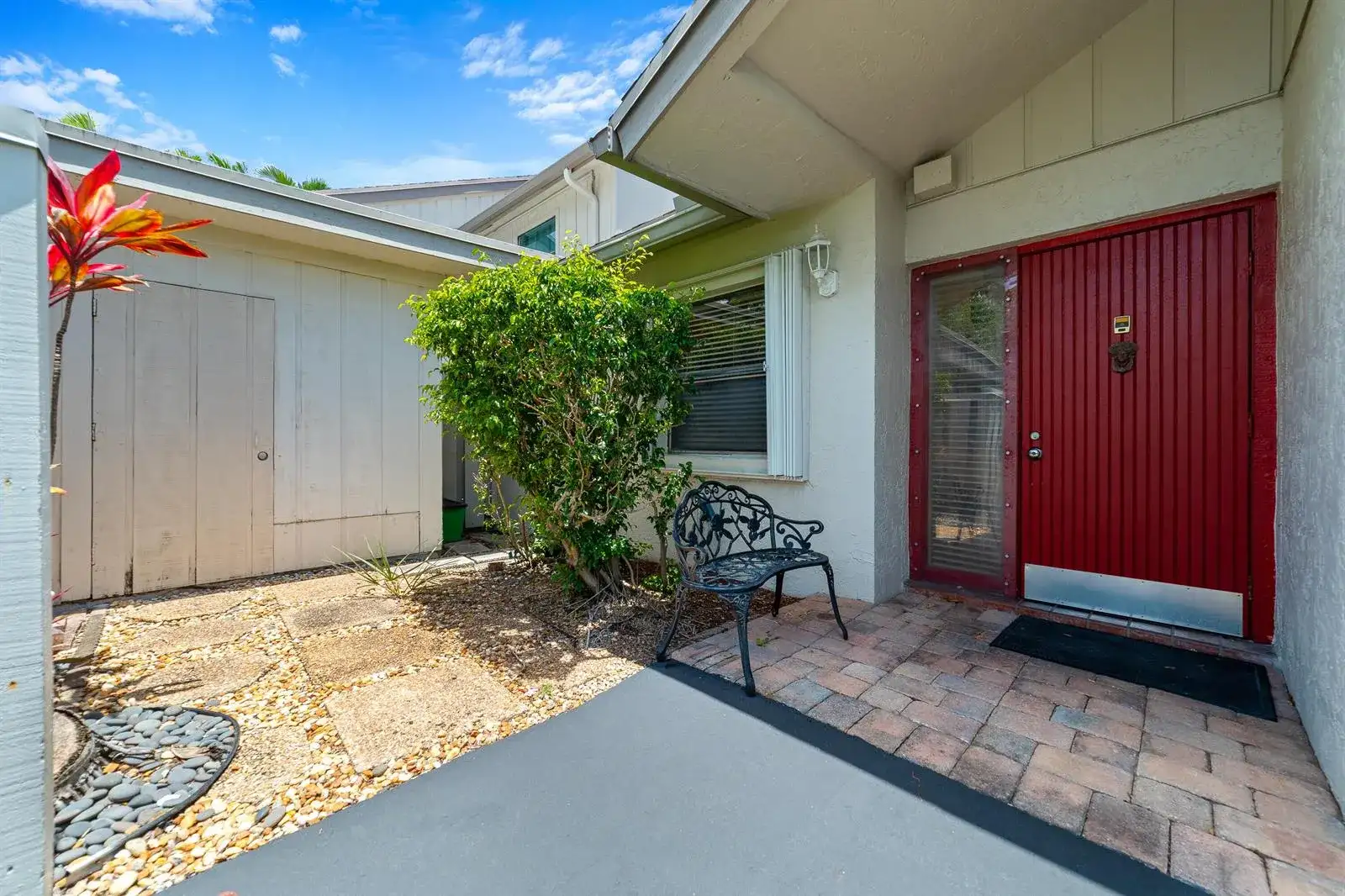 302 Deer Creek Wildwood Lane E, Deerfield Beach FL 33442 photo 3