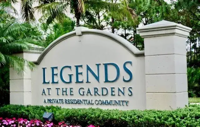 4930 Bonsai Circle # 208, Palm Beach Gardens FL 33418