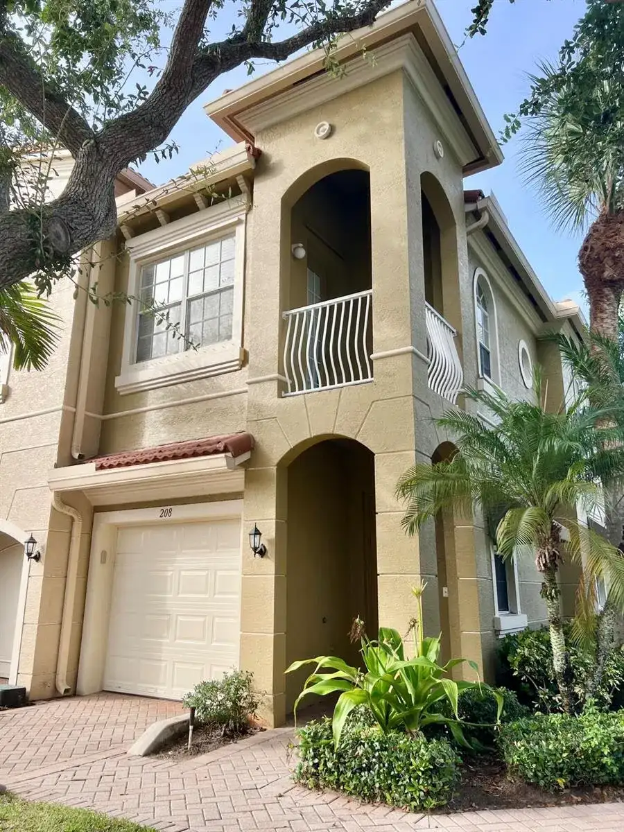4930 Bonsai Circle # 208, Palm Beach Gardens FL 33418 photo 2