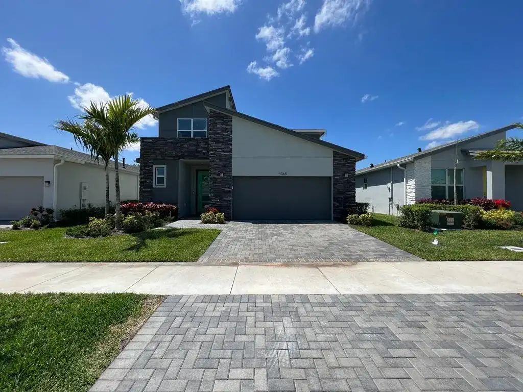 11365 SW Lyra Drive, Port St. Lucie FL 34987 photo 2