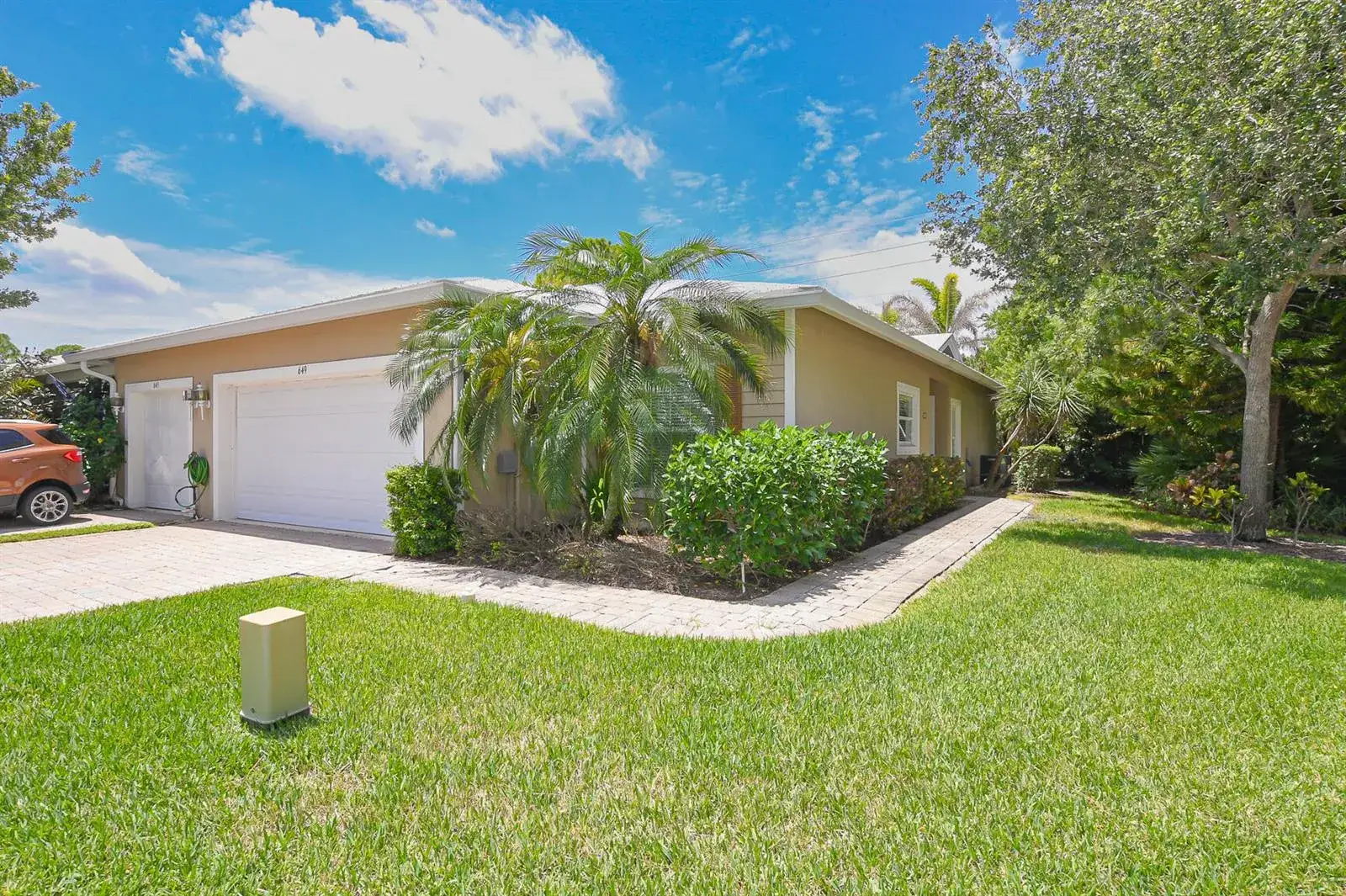 649 NE Bent Paddle Lane, Port St. Lucie FL 34983