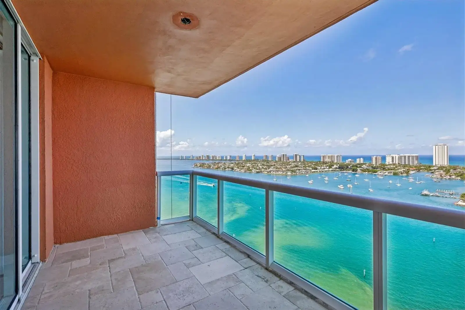 2640 Lake Shore Drive # 2508, Riviera Beach FL 33404 photo 2