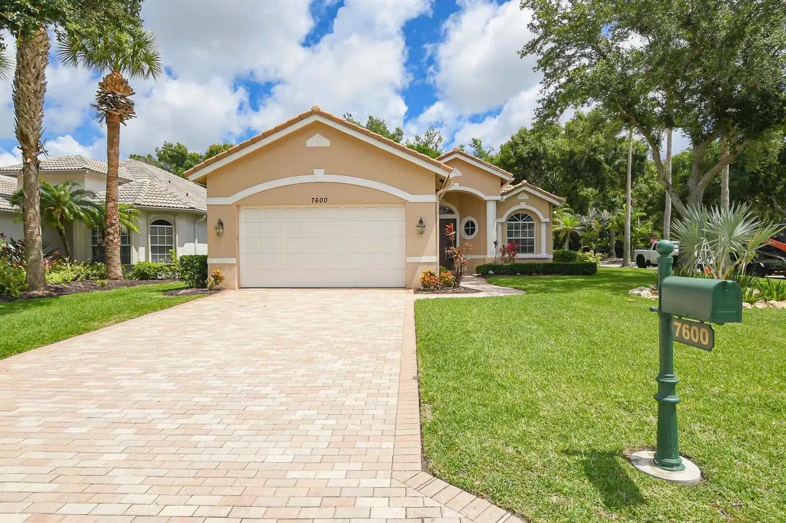7600 Greenbrier Circle, Port St. Lucie FL 34986 photo 3