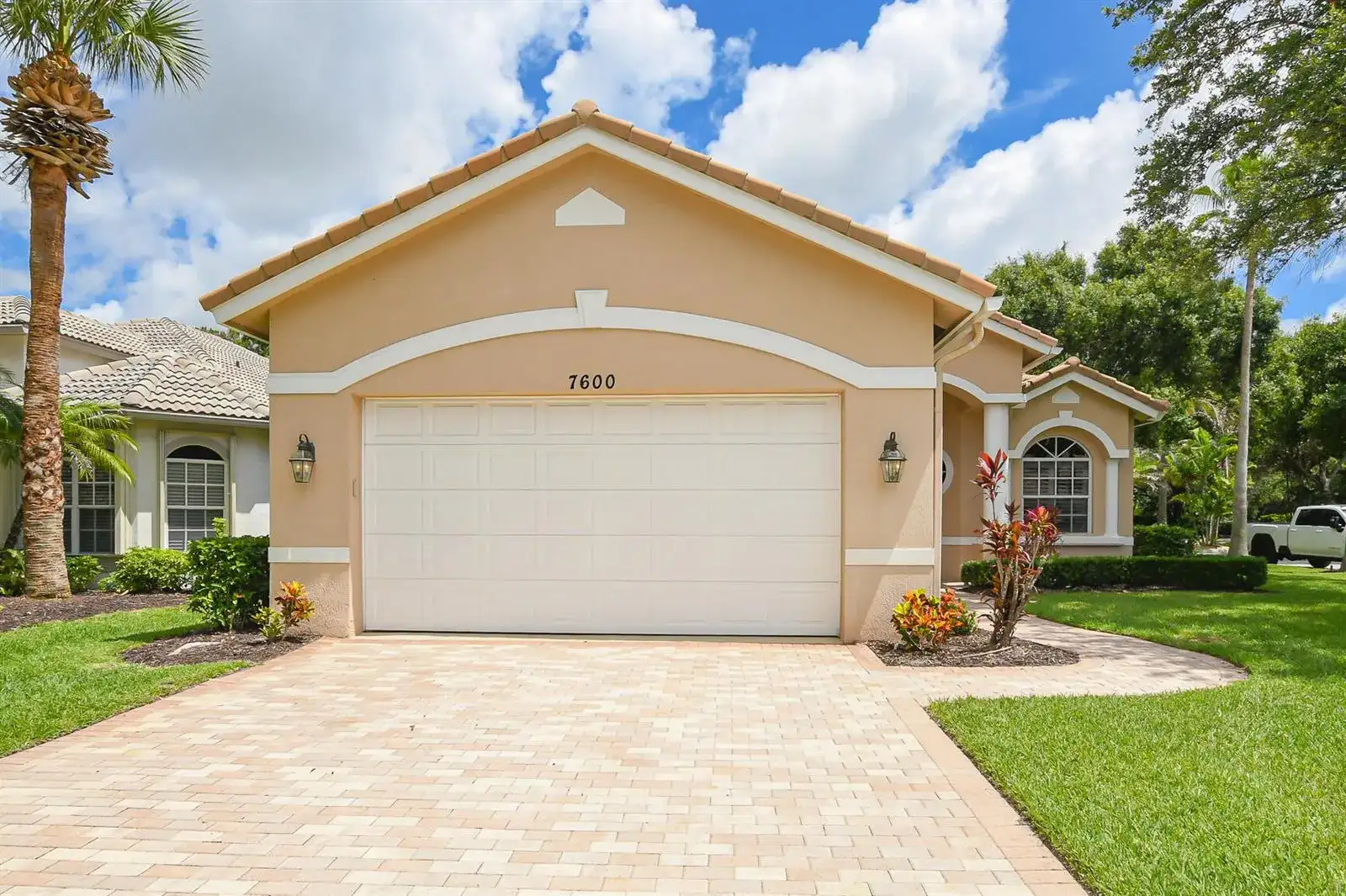 7600 Greenbrier Circle, Port St. Lucie FL 34986 photo 4