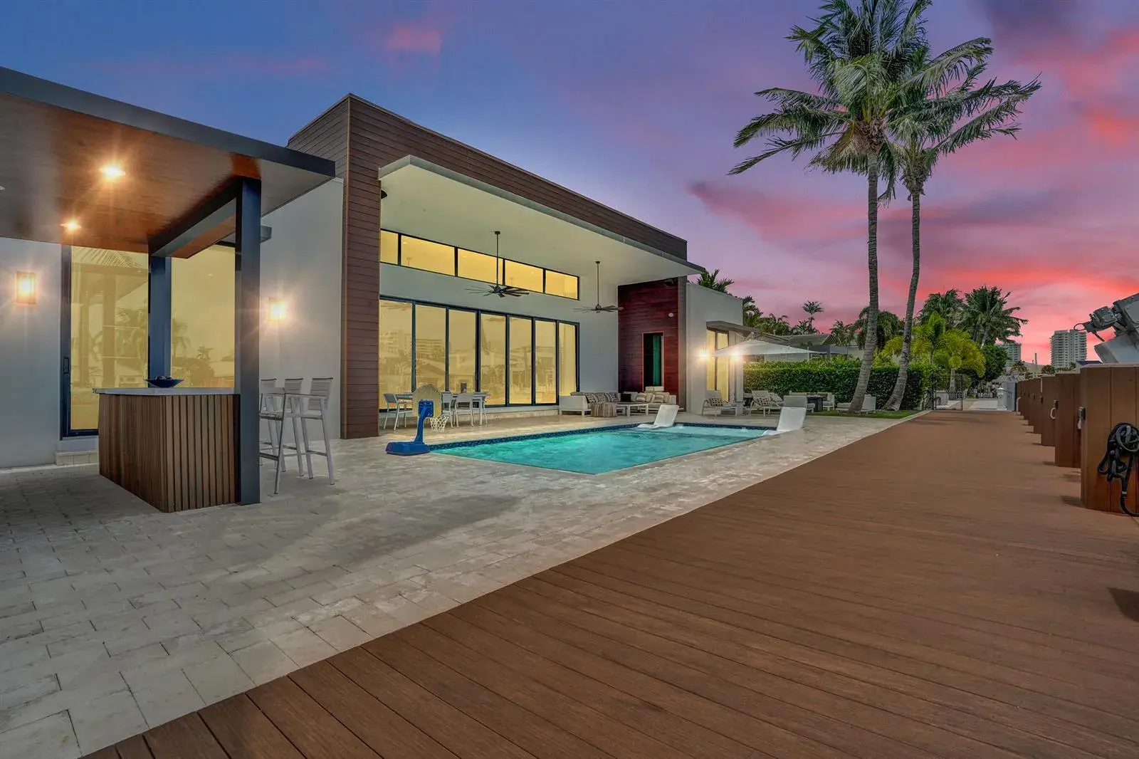 2816 NE 38th Street, Fort Lauderdale FL 33308